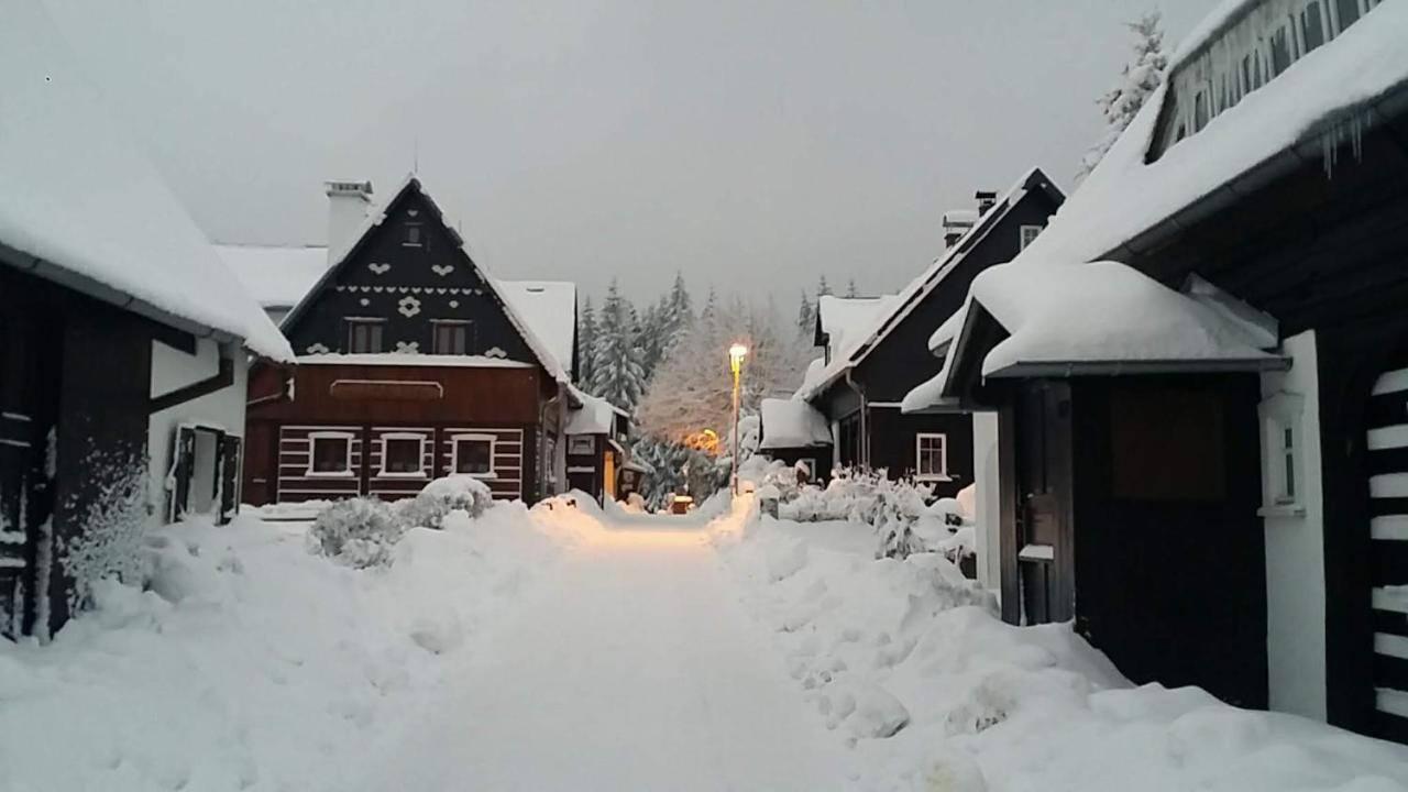 Urlaubsdomizil Am Toepfer - Ferienwohnungen In Olbersdorf ภายนอก รูปภาพ
