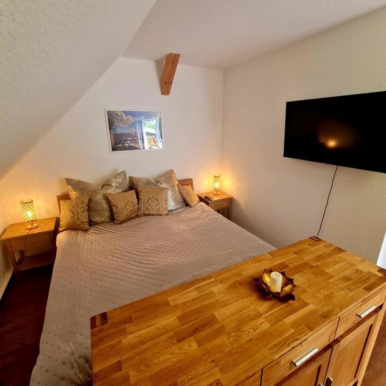 Urlaubsdomizil Am Toepfer - Ferienwohnungen In Olbersdorf ภายนอก รูปภาพ